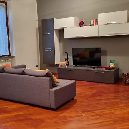 La Casa Di Cris - Milano, Appartamento Zona Sempione Екстер'єр фото
