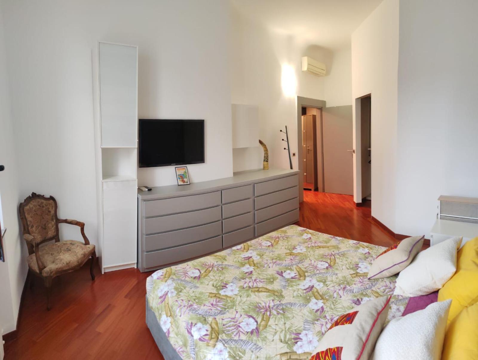 La Casa Di Cris - Milano, Appartamento Zona Sempione Екстер'єр фото